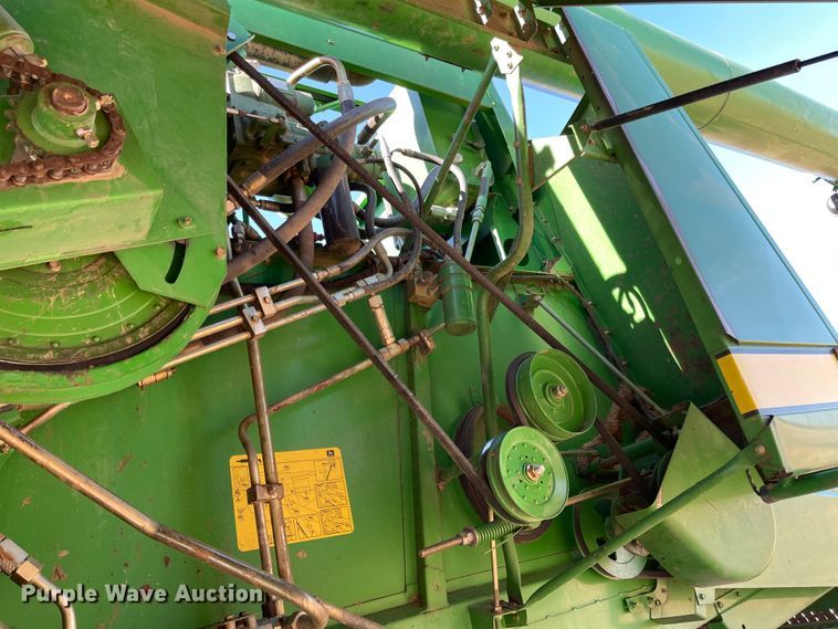 image for item IJ9619 1991 John Deere 9600  combine