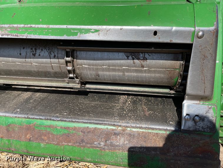 image for item IJ9619 1991 John Deere 9600  combine