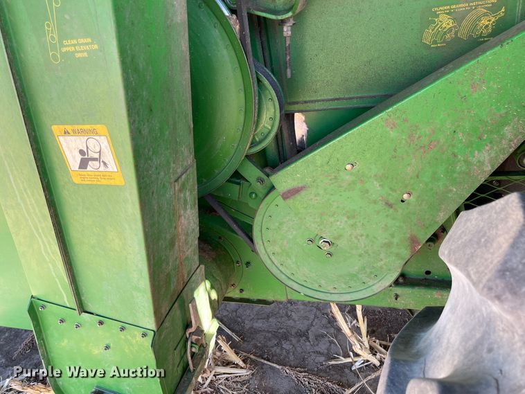 image for item IJ9619 1991 John Deere 9600  combine