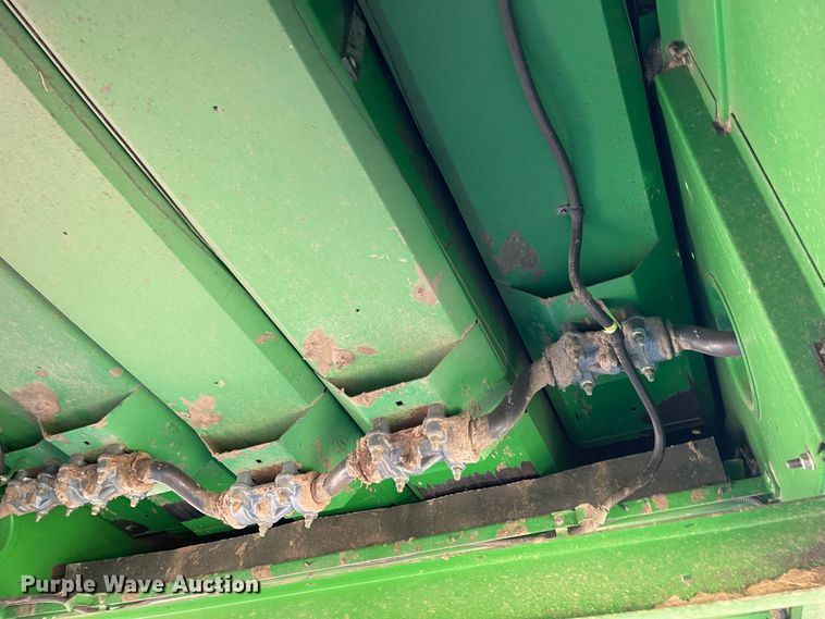 image for item IJ9619 1991 John Deere 9600  combine