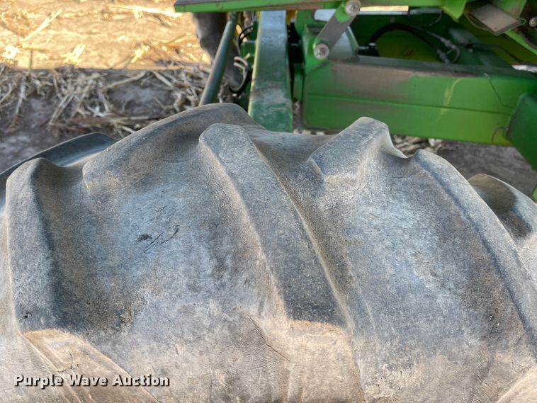 image for item IJ9619 1991 John Deere 9600  combine