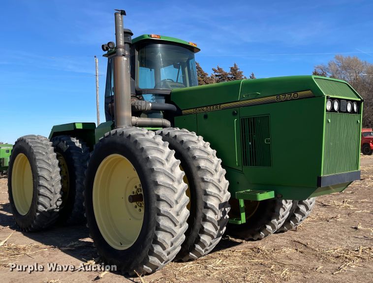 image for item IJ9620 1996 John Deere 8770  4WD tractor