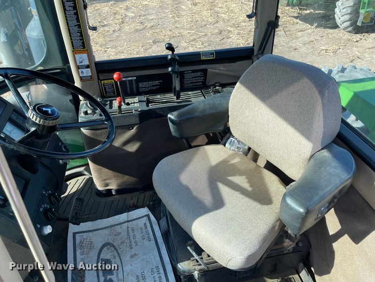 image for item IJ9620 1996 John Deere 8770  4WD tractor