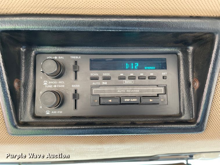 image for item IJ9620 1996 John Deere 8770  4WD tractor