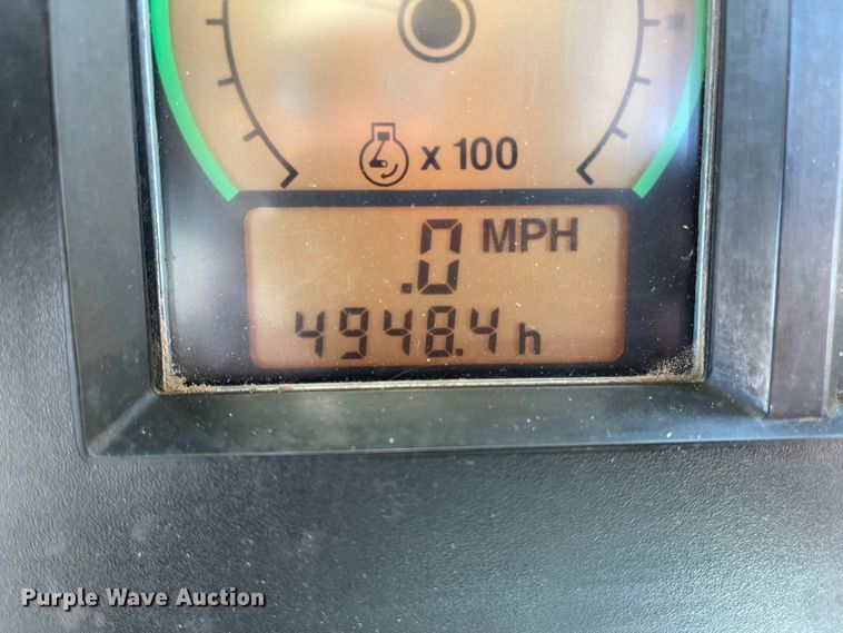 image for item IJ9620 1996 John Deere 8770  4WD tractor