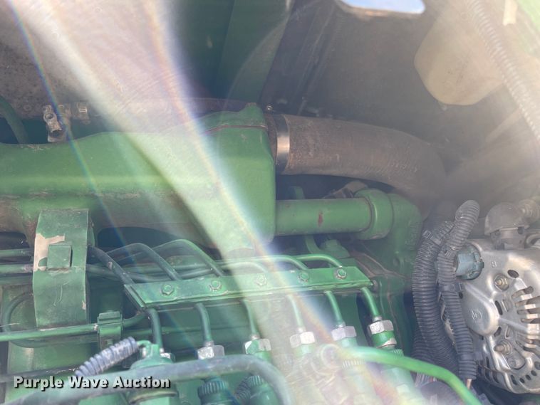 image for item IJ9620 1996 John Deere 8770  4WD tractor