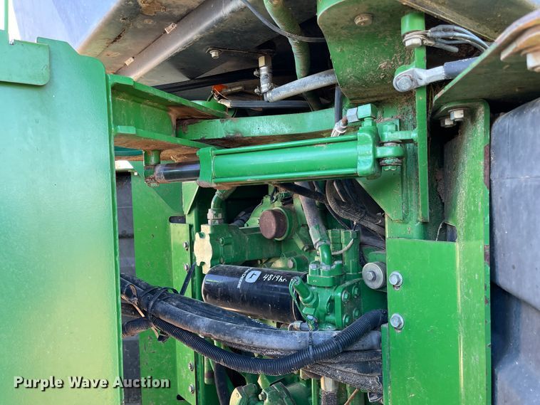 image for item IJ9620 1996 John Deere 8770  4WD tractor