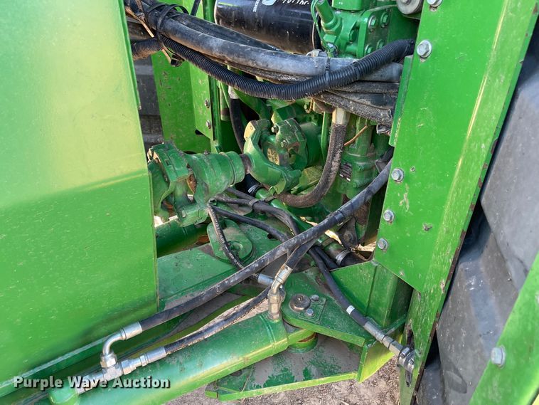 image for item IJ9620 1996 John Deere 8770  4WD tractor