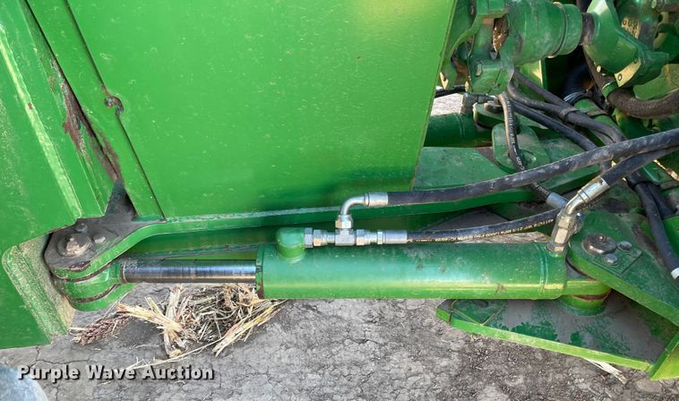 image for item IJ9620 1996 John Deere 8770  4WD tractor