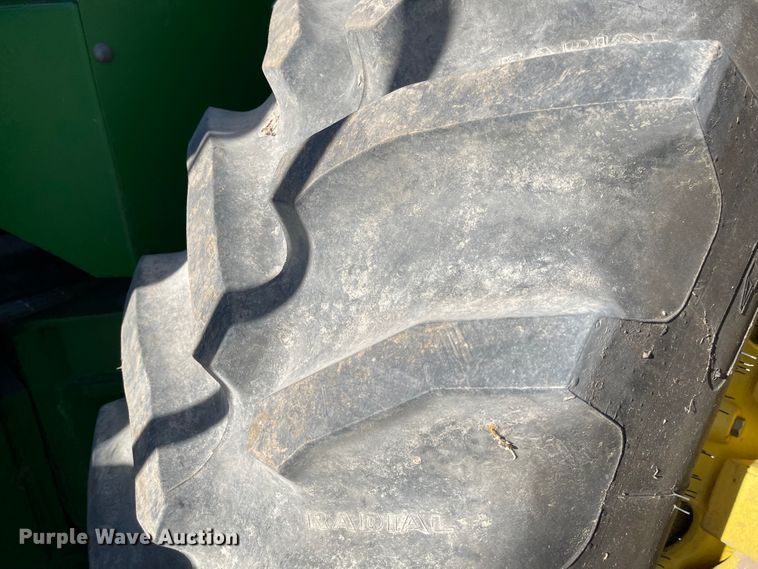 image for item IJ9620 1996 John Deere 8770  4WD tractor