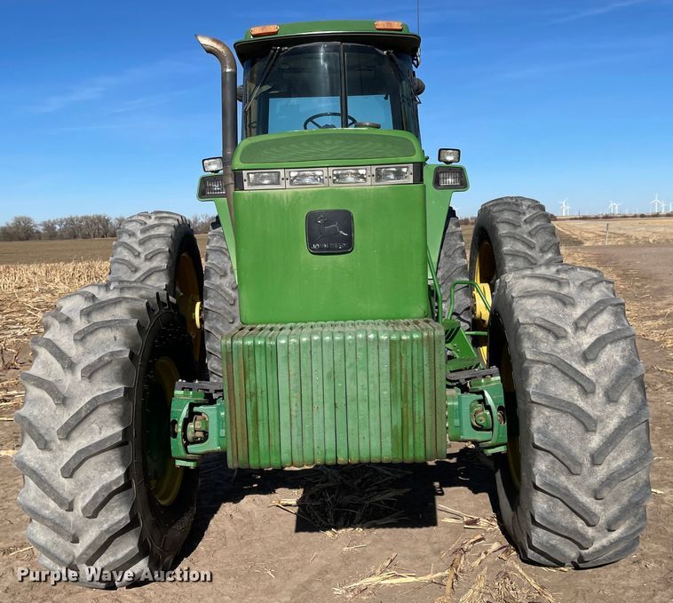 image for item IJ9621 1994 John Deere 4960  MFWD tractor