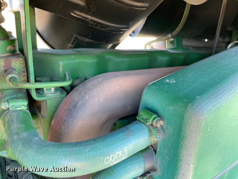 image for item IJ9621 1994 John Deere 4960  MFWD tractor