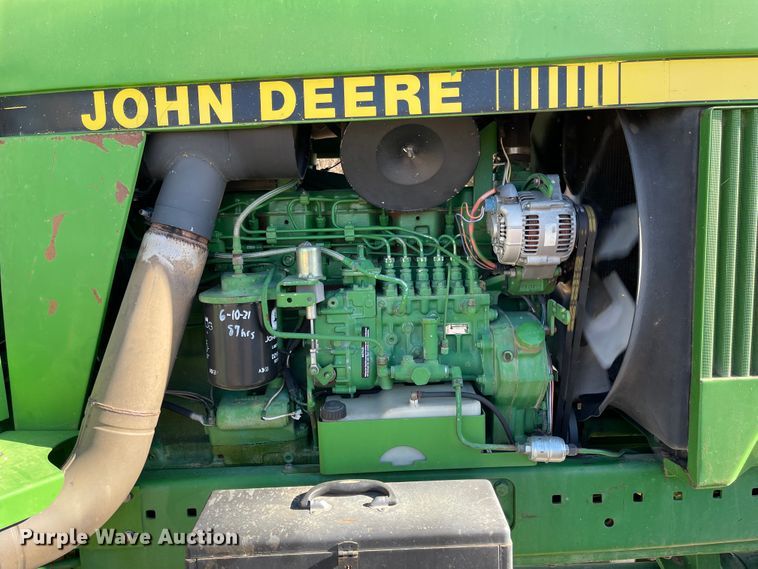 image for item IJ9621 1994 John Deere 4960  MFWD tractor