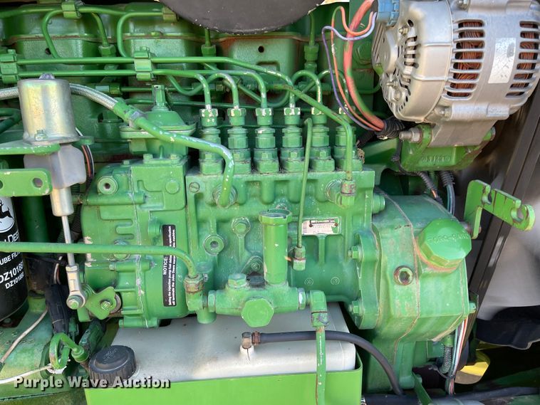 image for item IJ9621 1994 John Deere 4960  MFWD tractor