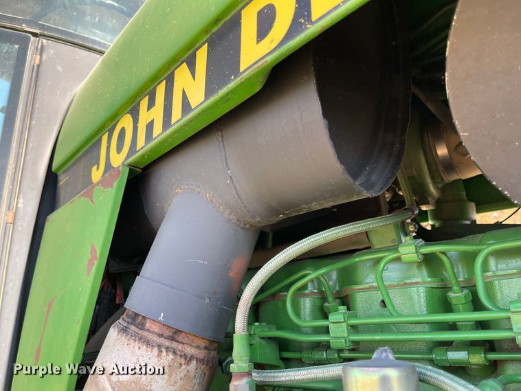 image for item IJ9621 1994 John Deere 4960  MFWD tractor