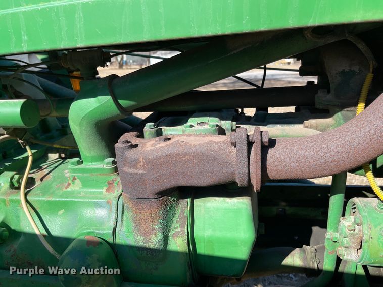 image for item IJ9659 1956 John Deere 60  tractor