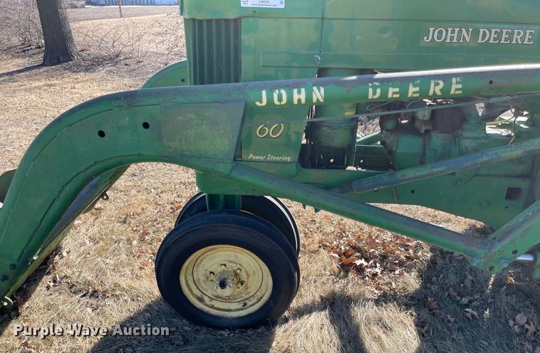 image for item IJ9659 1956 John Deere 60  tractor