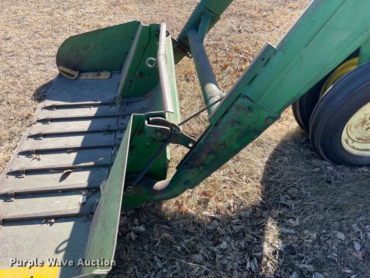 image for item IJ9659 1956 John Deere 60  tractor