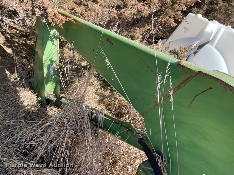 image for item IJ9692 John Deere loader