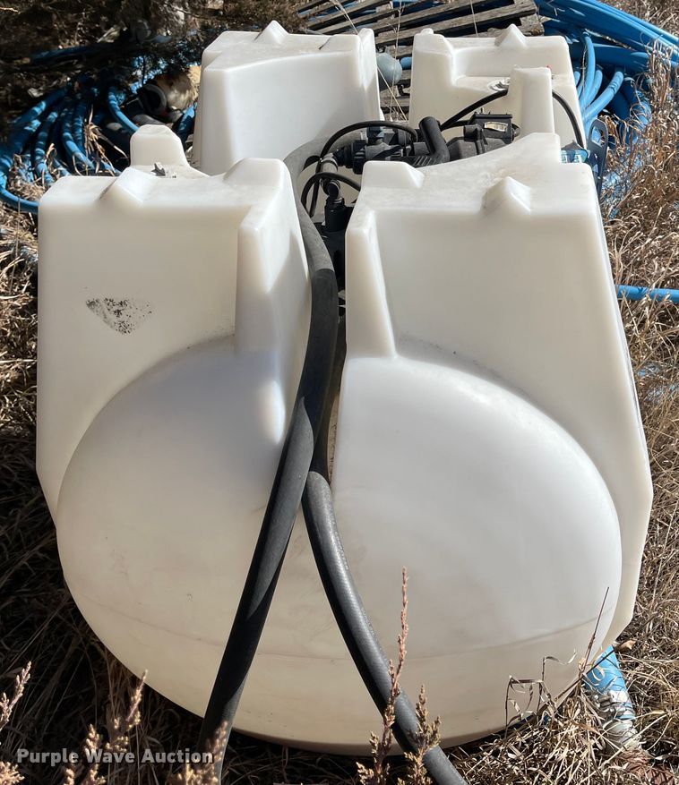 image for item IJ9693 Saddle tank