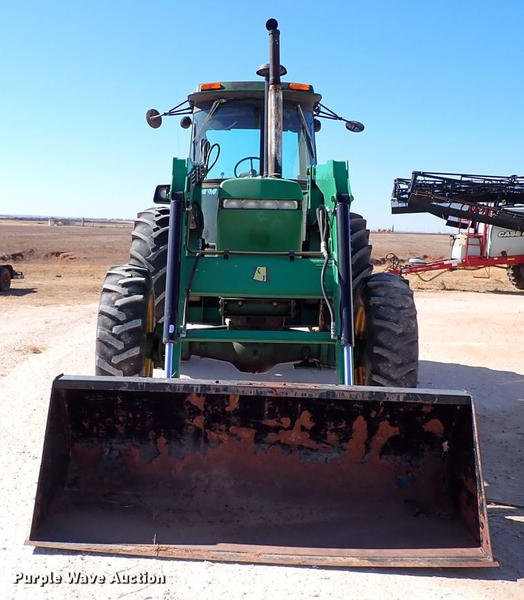 image for item IS9417 1988 John Deere 4450  MFWD tractor