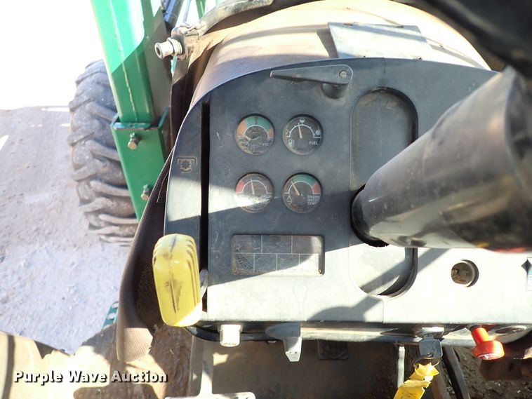 image for item IS9417 1988 John Deere 4450  MFWD tractor