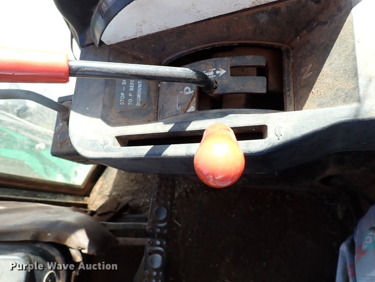 image for item IS9417 1988 John Deere 4450  MFWD tractor