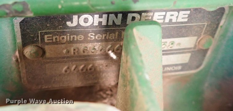 image for item IS9417 1988 John Deere 4450  MFWD tractor