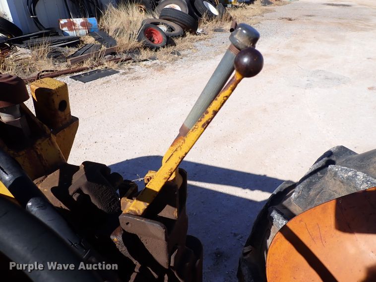 image for item IS9418 Massey Ferguson MF20  tractor