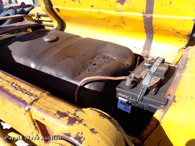 image for item IS9418 Massey Ferguson MF20  tractor