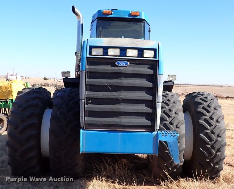 image for item IS9425 1994 Ford 9280  4WD tractor