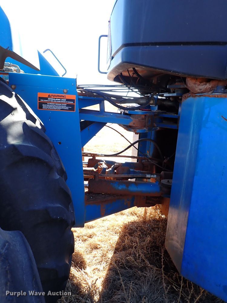 image for item IS9425 1994 Ford 9280  4WD tractor