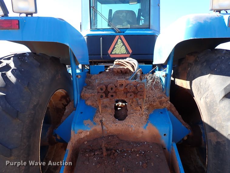 image for item IS9425 1994 Ford 9280  4WD tractor