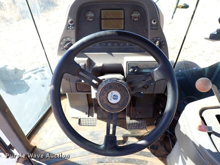 image for item IS9425 1994 Ford 9280  4WD tractor