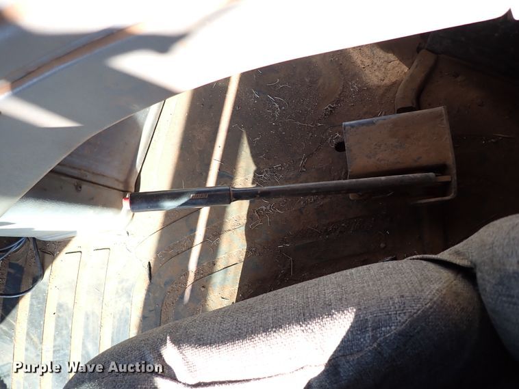 image for item IS9425 1994 Ford 9280  4WD tractor