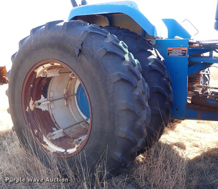 image for item IS9425 1994 Ford 9280  4WD tractor