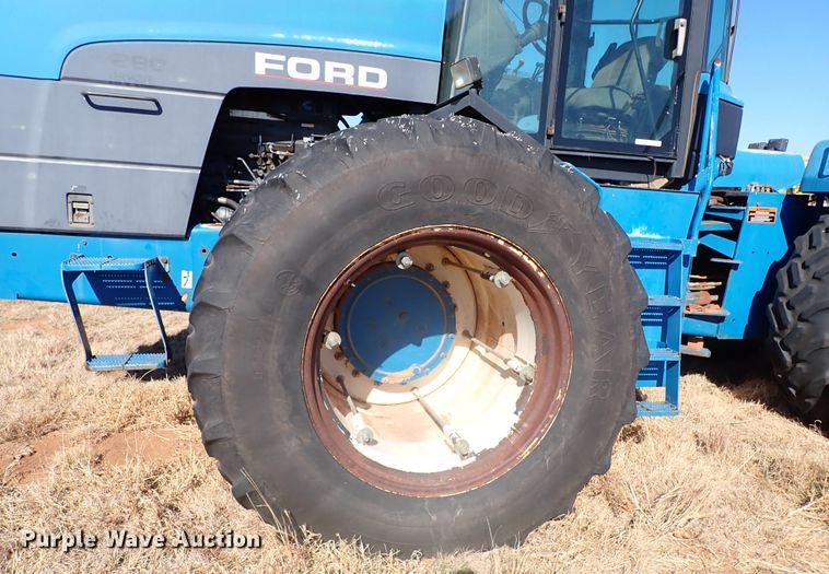 image for item IS9425 1994 Ford 9280  4WD tractor