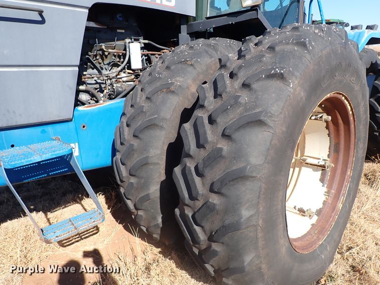 image for item IS9425 1994 Ford 9280  4WD tractor