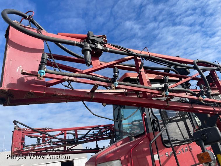 image for item JK9803 2006 Case IH SPX3185  sprayer