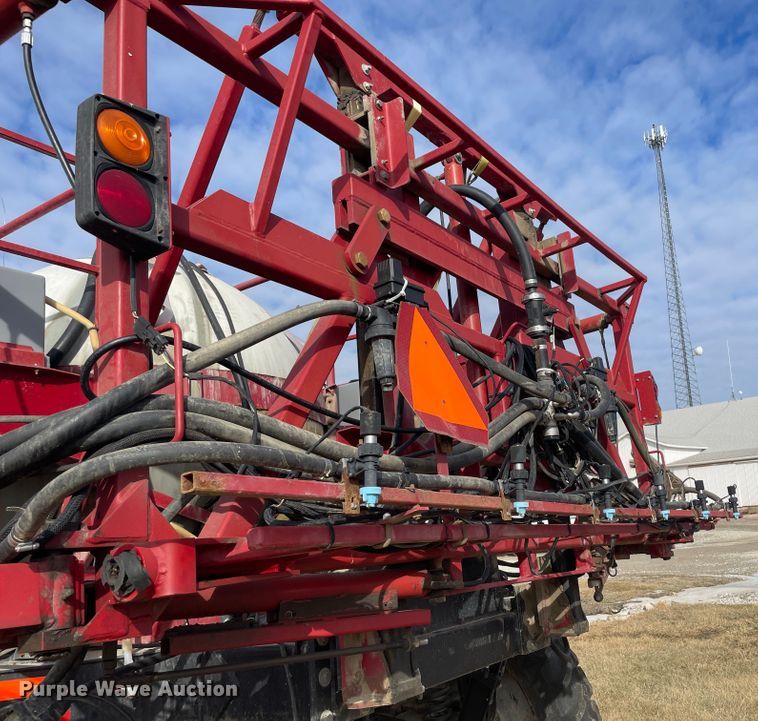 image for item JK9803 2006 Case IH SPX3185  sprayer