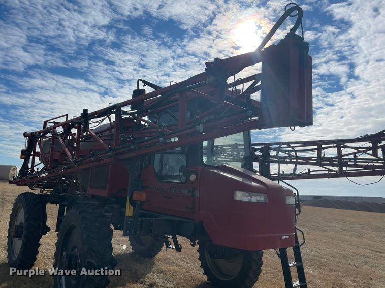 image for item JK9803 2006 Case IH SPX3185  sprayer