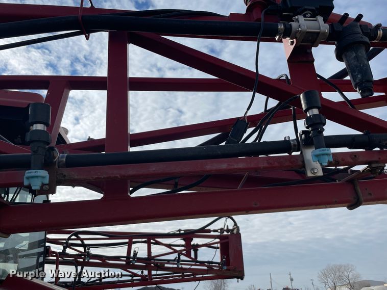 image for item JK9803 2006 Case IH SPX3185  sprayer