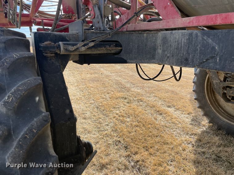 image for item JK9803 2006 Case IH SPX3185  sprayer