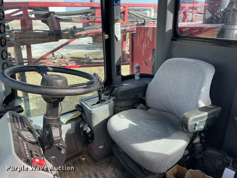 image for item JK9803 2006 Case IH SPX3185  sprayer