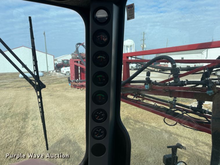image for item JK9803 2006 Case IH SPX3185  sprayer