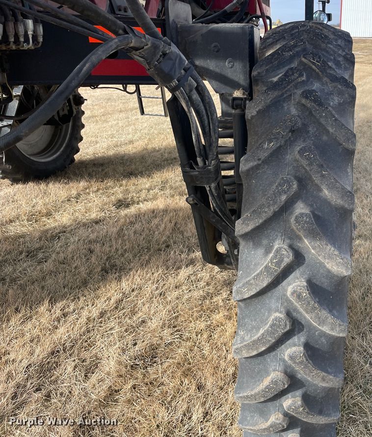 image for item JK9803 2006 Case IH SPX3185  sprayer