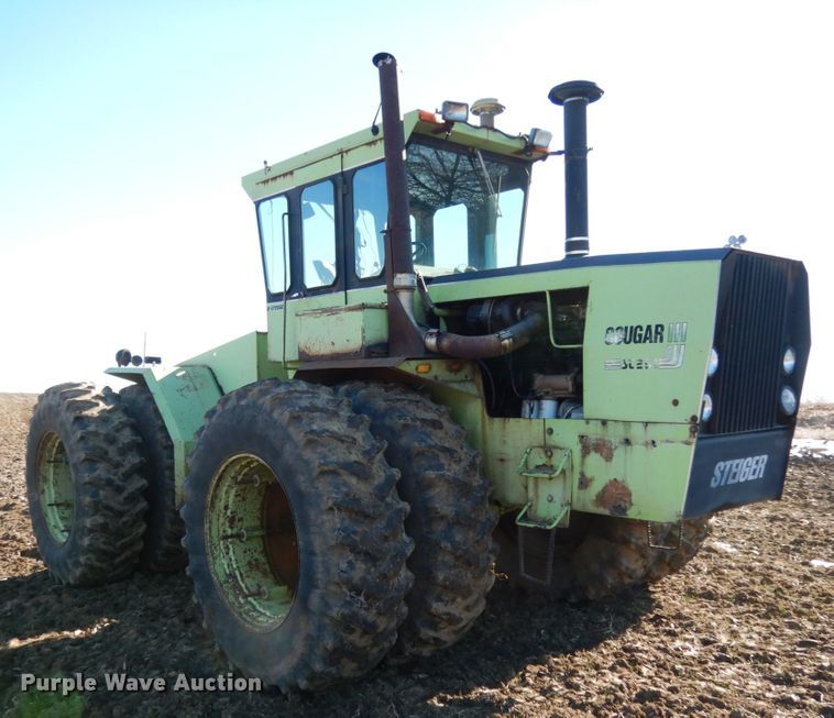 image for item JK9809 1976 Steiger Cougar III ST251  4WD tractor