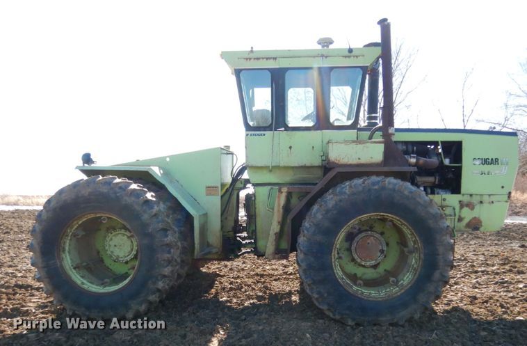 image for item JK9809 1976 Steiger Cougar III ST251  4WD tractor
