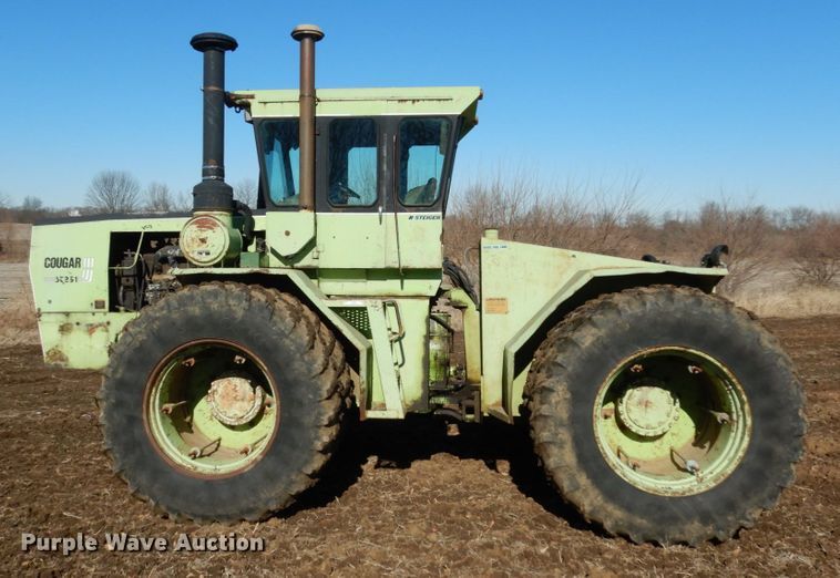 image for item JK9809 1976 Steiger Cougar III ST251  4WD tractor