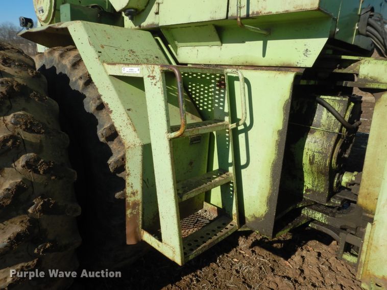 image for item JK9809 1976 Steiger Cougar III ST251  4WD tractor